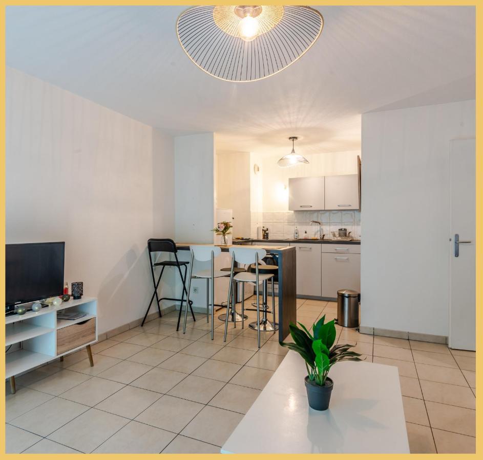 Charmant Appartement Centre Ville Thonon-Les-Bains Exterior photo